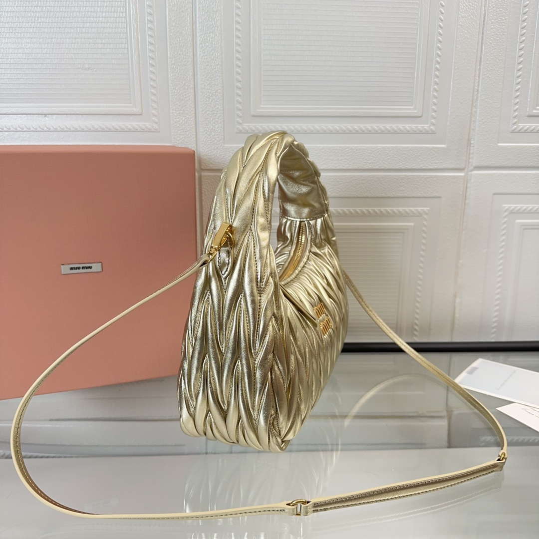 MiuMiu 5BC153 Wander matelass¨¦ nappa leather hobo bag Gold