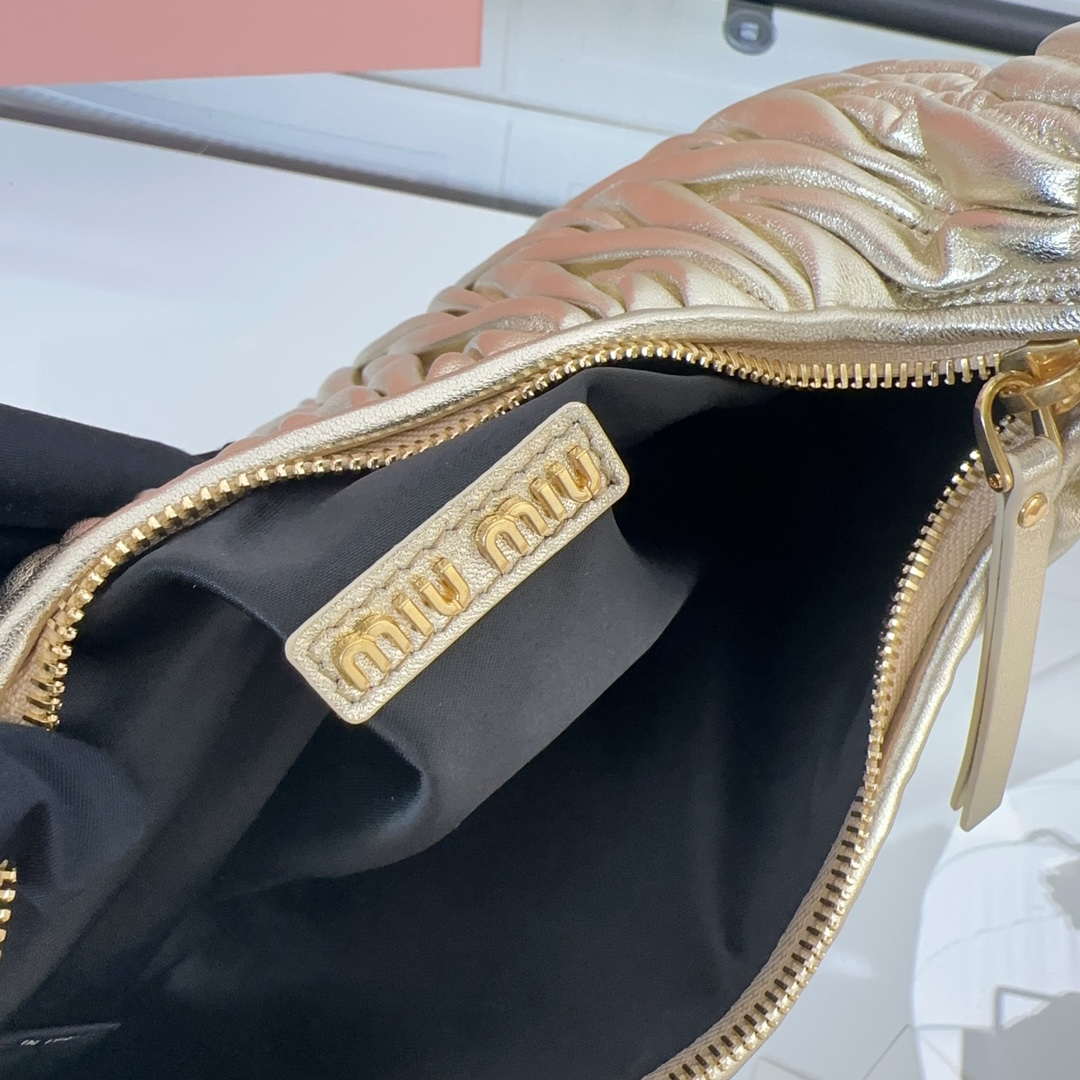 MiuMiu 5BC153 Wander matelass¨¦ nappa leather hobo bag Gold