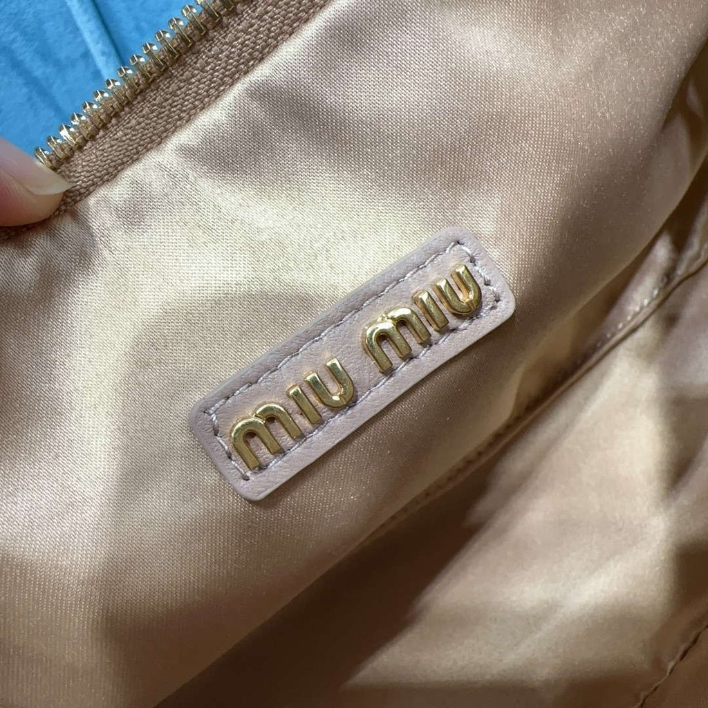 MiuMiu 5BC153 Wander matelass¨¦ nappa leather hobo bag Apricot