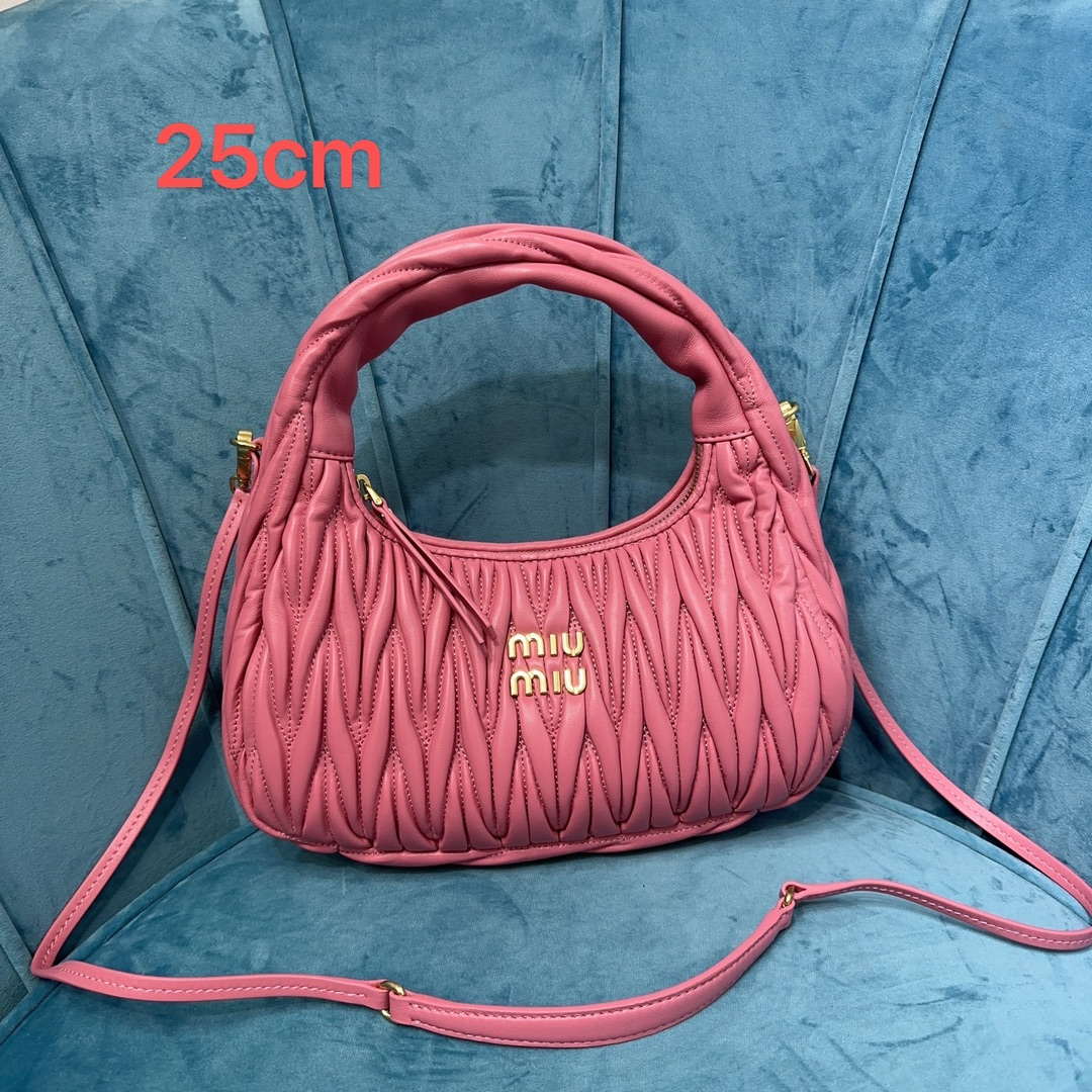 MiuMiu 5BC153 Wander matelass¨¦ nappa leather hobo bag Pink