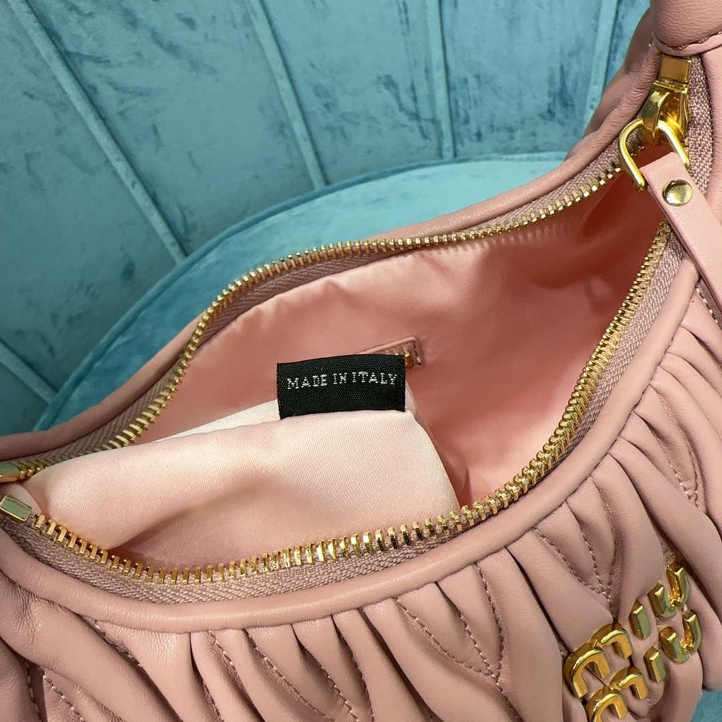 MiuMiu 5BC153 Wander matelass¨¦ nappa leather hobo bag Light Pink