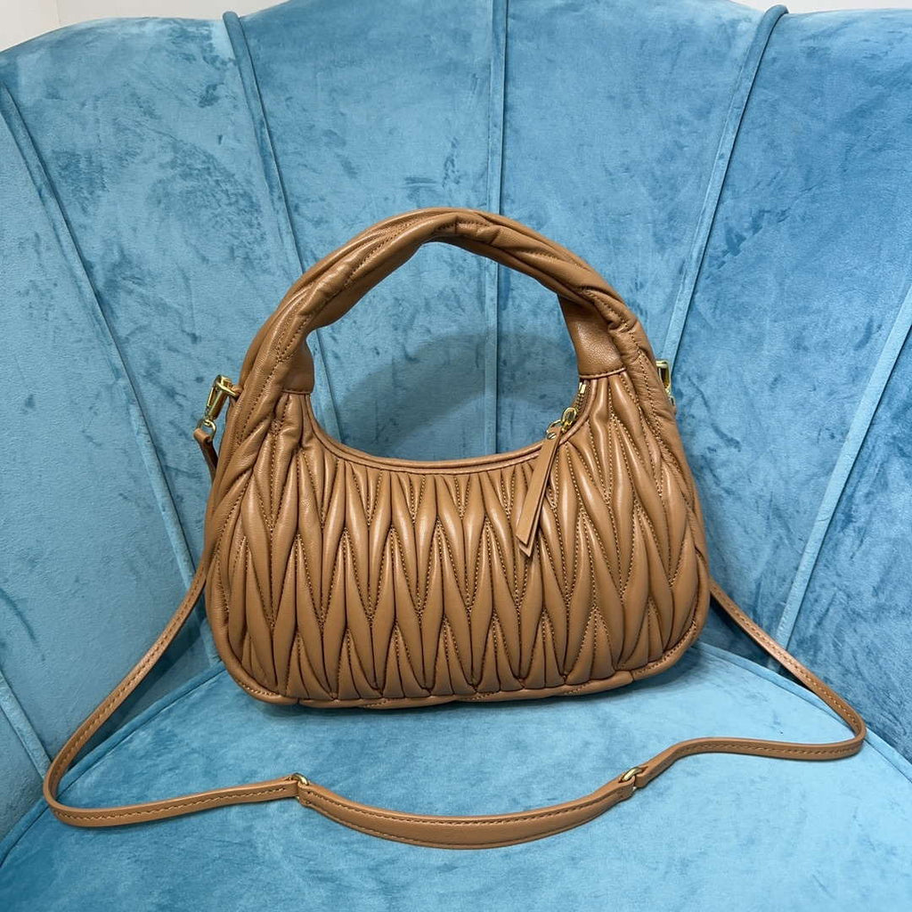 MiuMiu 5BC153 Wander matelass¨¦ nappa leather hobo bag Caramel