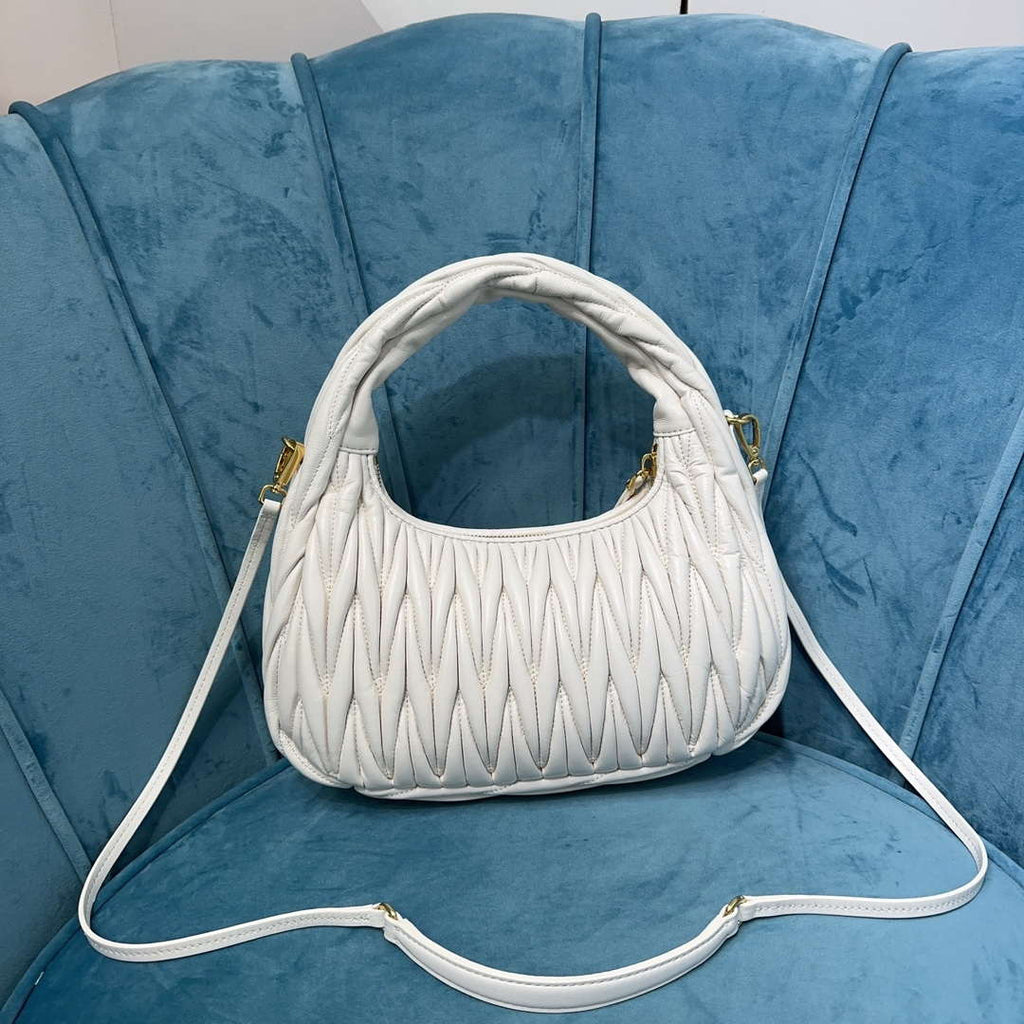 MiuMiu 5BC153 Wander matelass¨¦ nappa leather hobo bag White