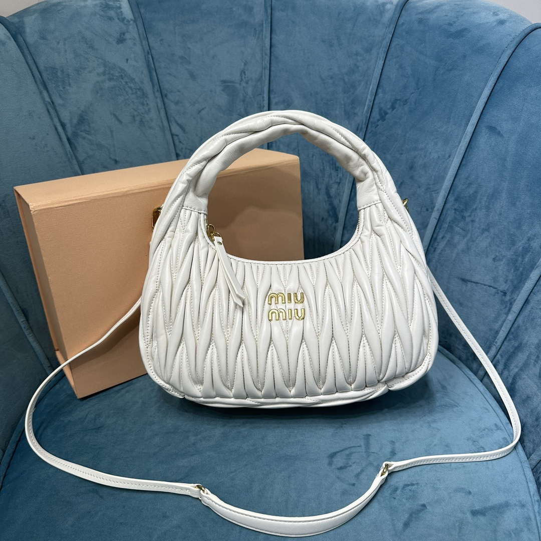 MiuMiu 5BC153 Wander matelass¨¦ nappa leather hobo bag White