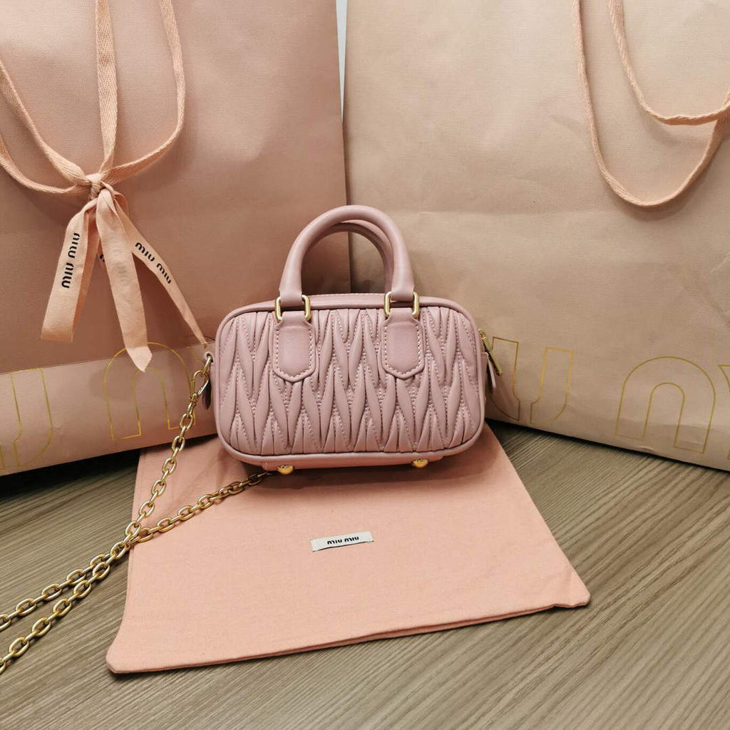 MiuMiu 5BP077 Matelass¨¦ nappa leather top-handle mini-bag light pink
