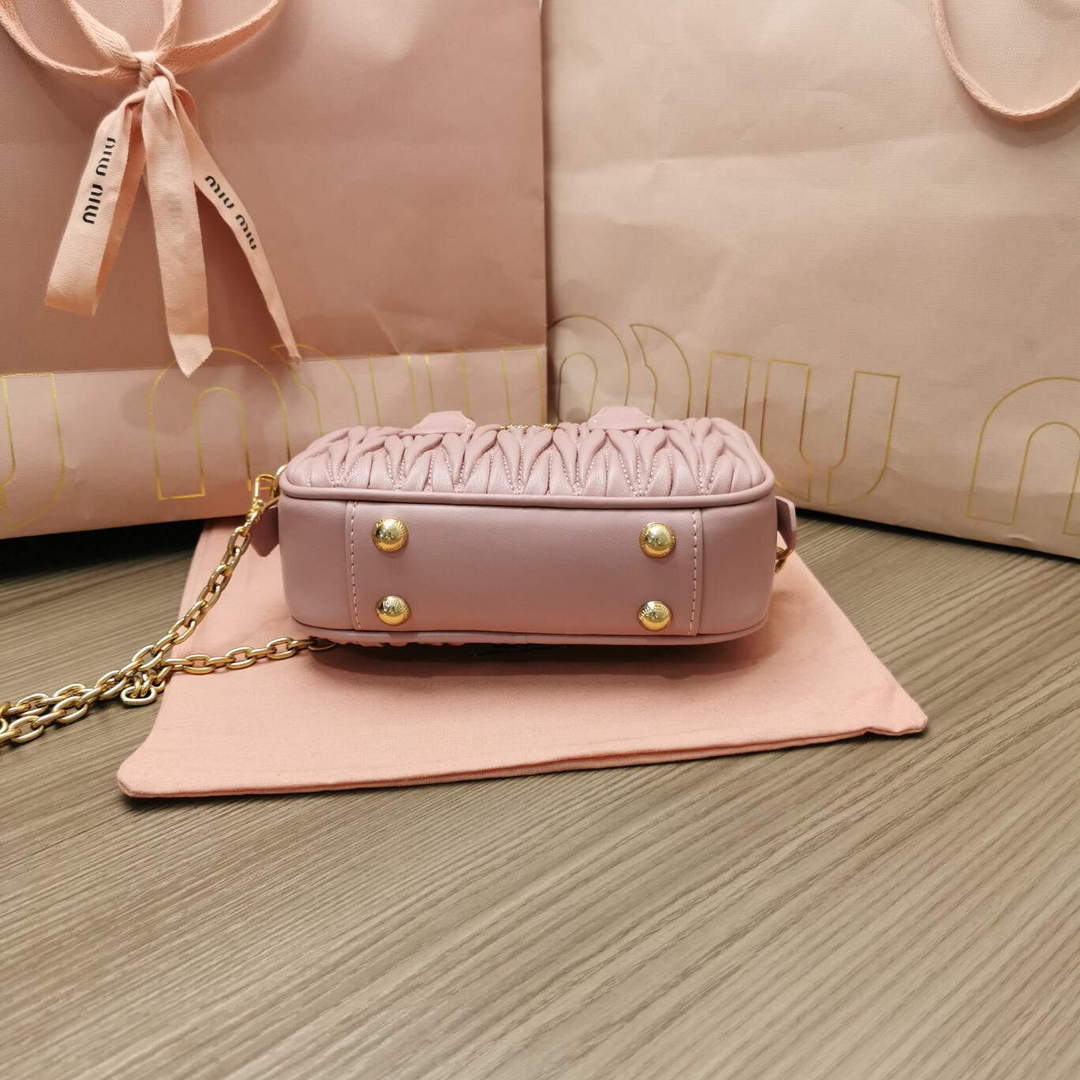 MiuMiu 5BP077 Matelass¨¦ nappa leather top-handle mini-bag light pink
