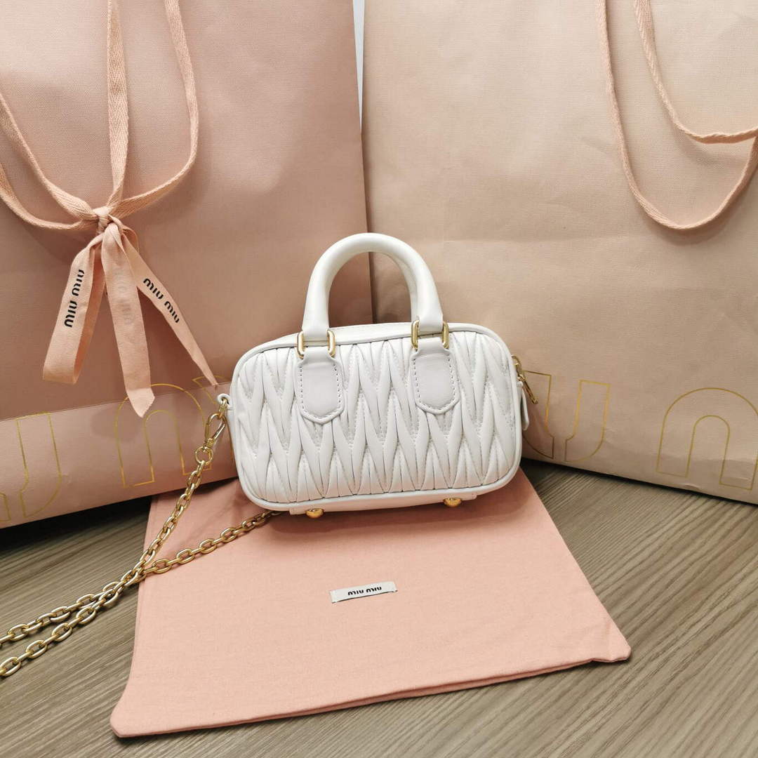 MiuMiu 5BP077 Matelass¨¦ nappa leather top-handle mini-bag White