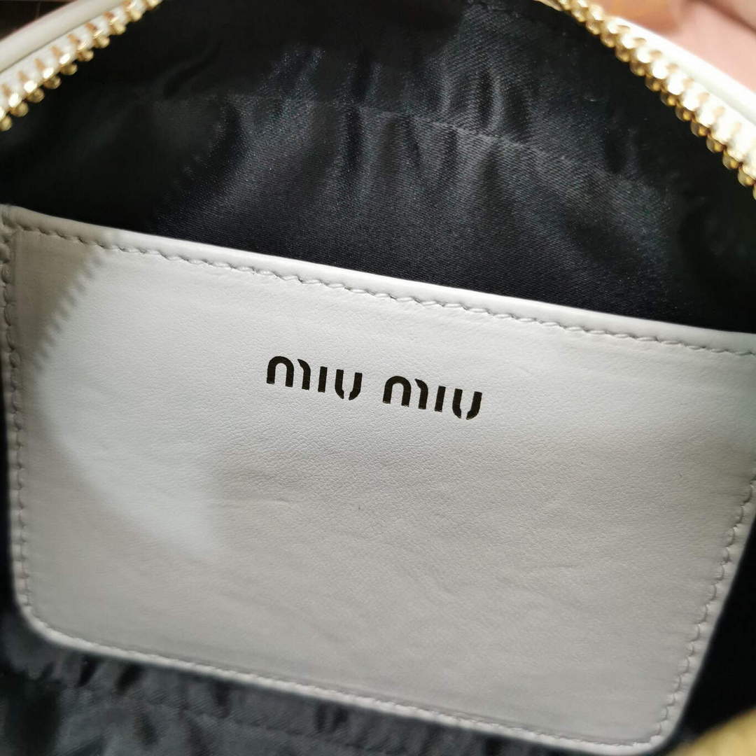 MiuMiu 5BP077 Matelass¨¦ nappa leather top-handle mini-bag White