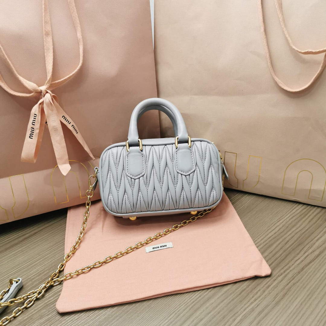 MiuMiu 5BP077 Matelass¨¦ nappa leather top-handle mini-bag Cornflower Blue