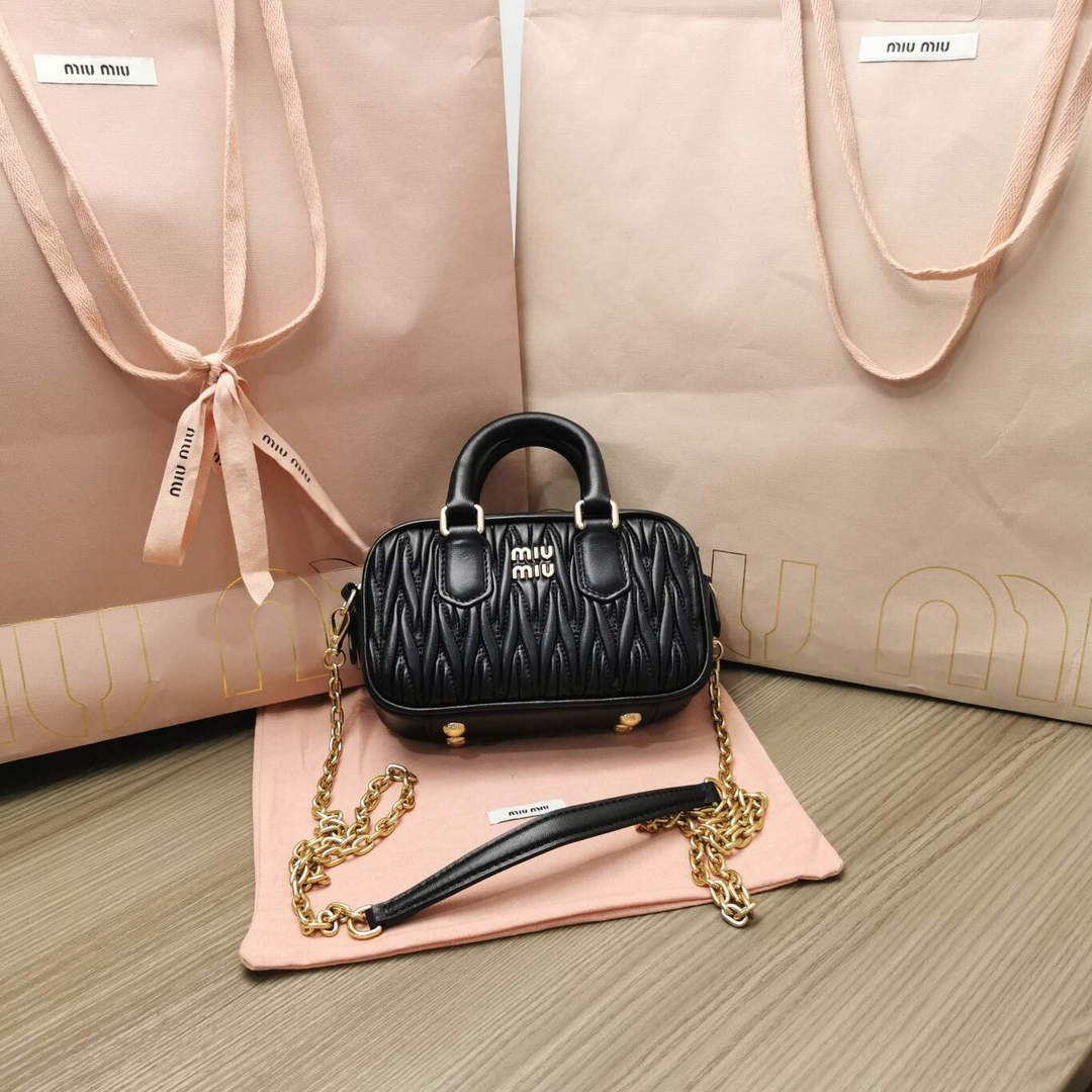 MiuMiu 5BP077 Matelass¨¦ nappa leather top-handle mini-bag Black