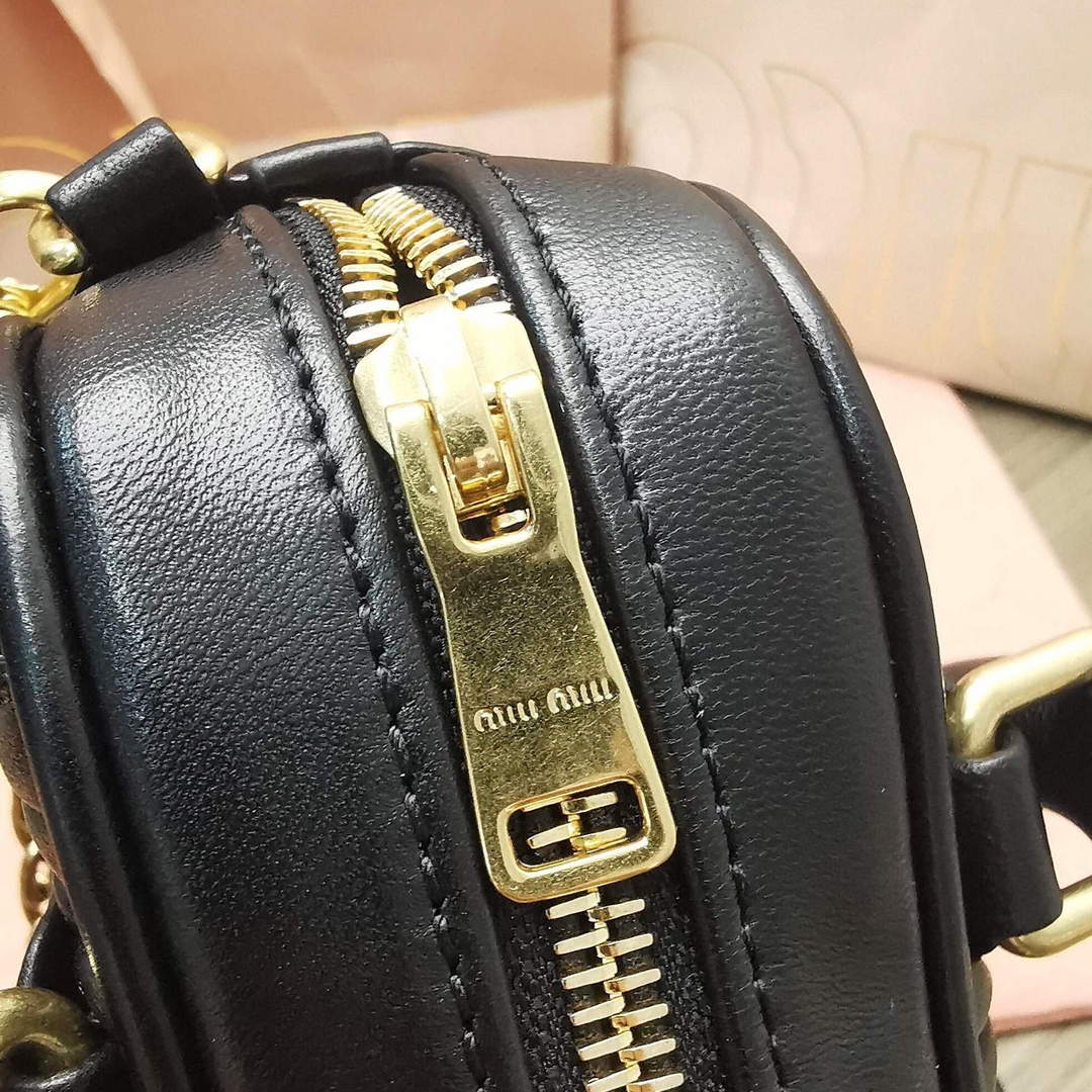 MiuMiu 5BP077 Matelass¨¦ nappa leather top-handle mini-bag Black