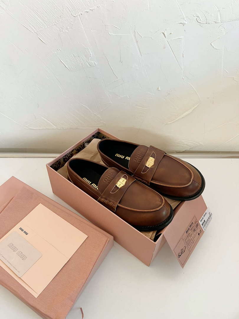 MiuMiu 5D773D Women's Leather loafers Miu8030