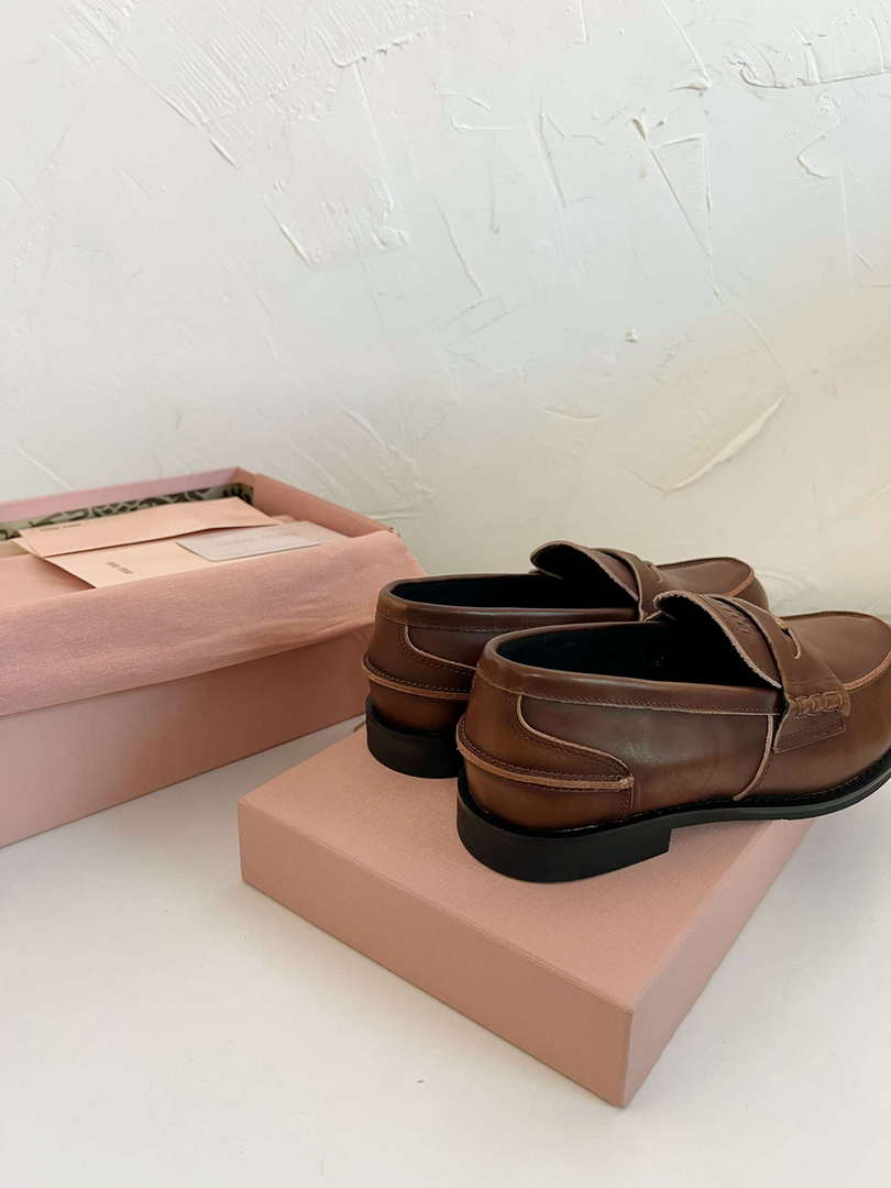 MiuMiu 5D773D Women's Leather loafers Miu8030
