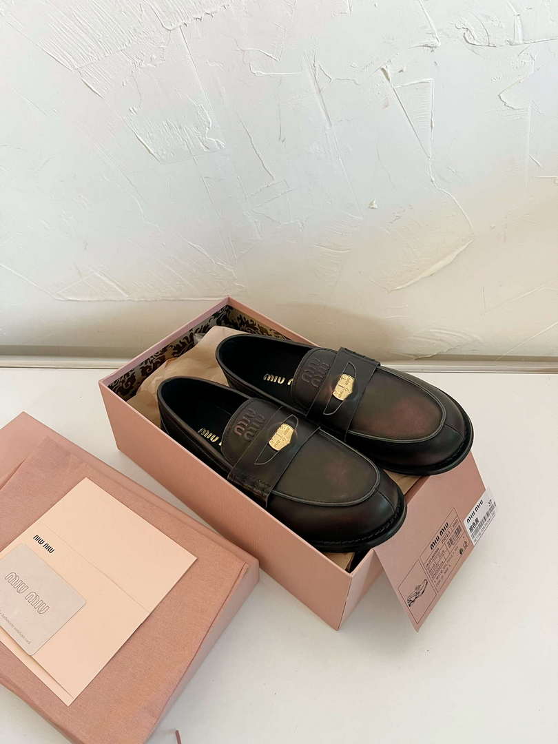 MiuMiu 5D773D Women's Leather loafers Miu8031