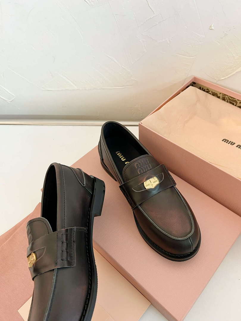 MiuMiu 5D773D Women's Leather loafers Miu8031