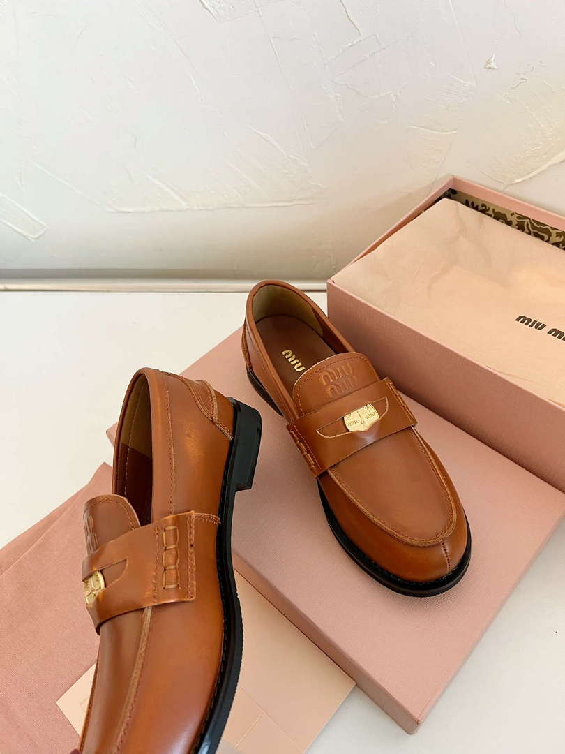 MiuMiu 5D773D Women's Leather loafers Miu8032