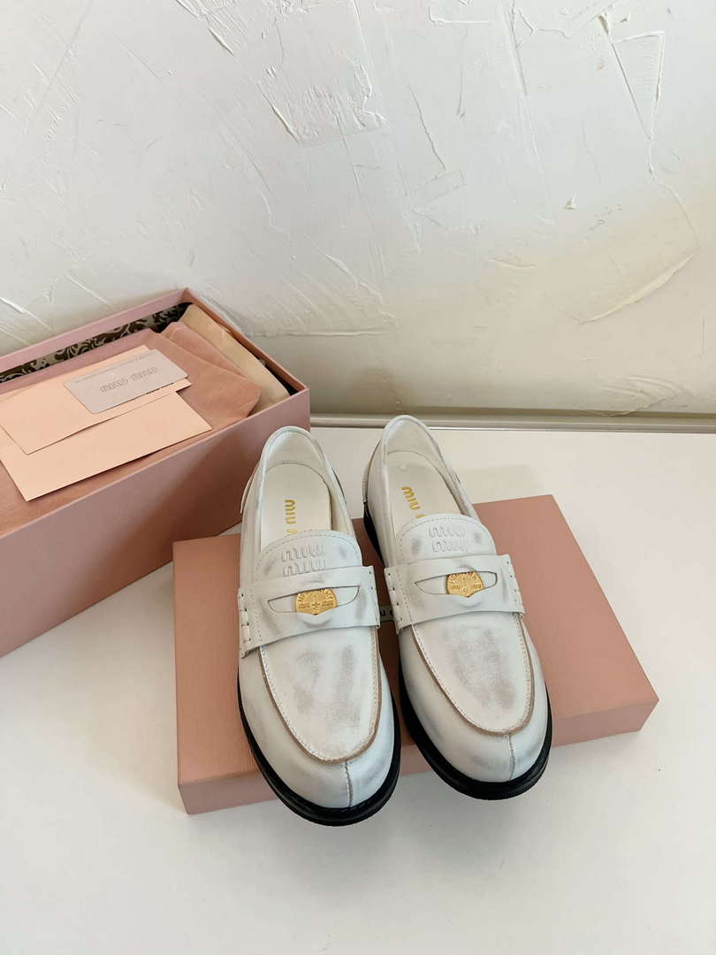 MiuMiu 5D773D Women's Leather loafers Miu8033