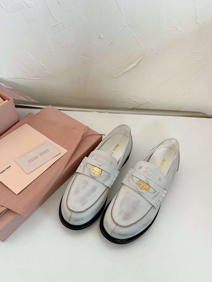 MiuMiu 5D773D Women's Leather loafers Miu8033