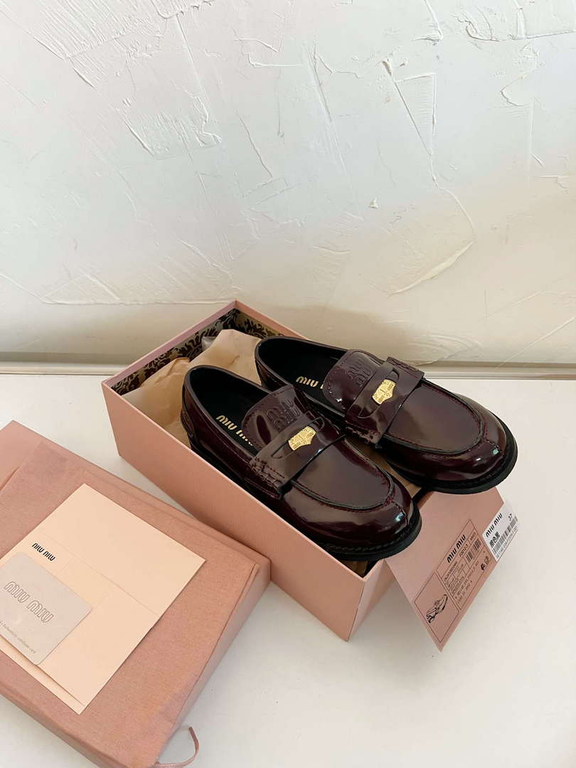MiuMiu 5D773D Women's Leather loafers Miu8034