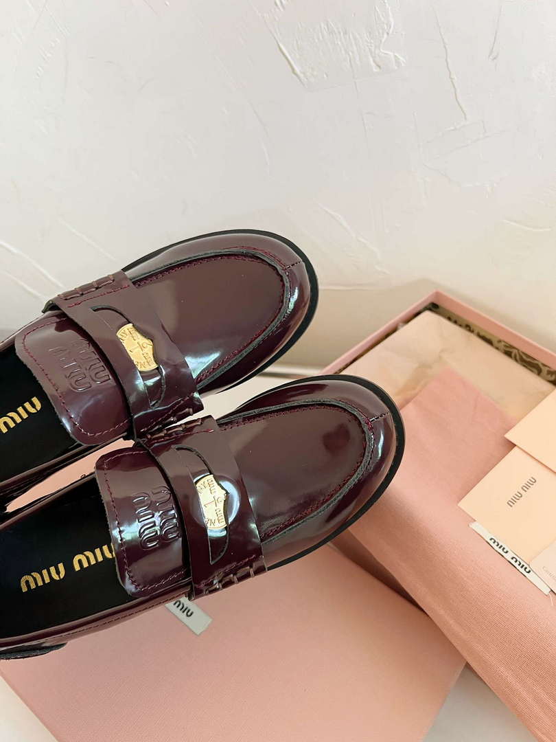 MiuMiu 5D773D Women's Leather loafers Miu8034