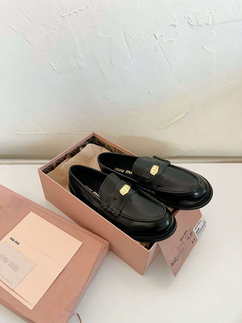 MiuMiu 5D773D Women's Leather loafers Miu8035