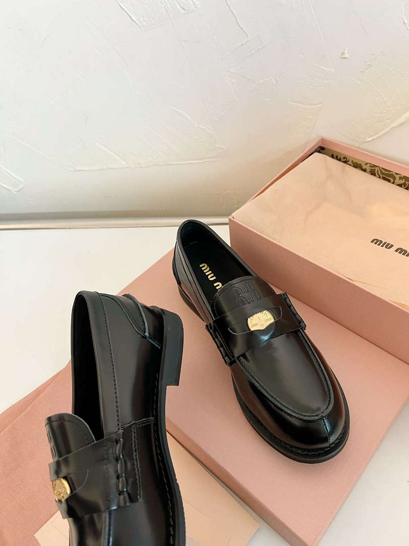 MiuMiu 5D773D Women's Leather loafers Miu8035