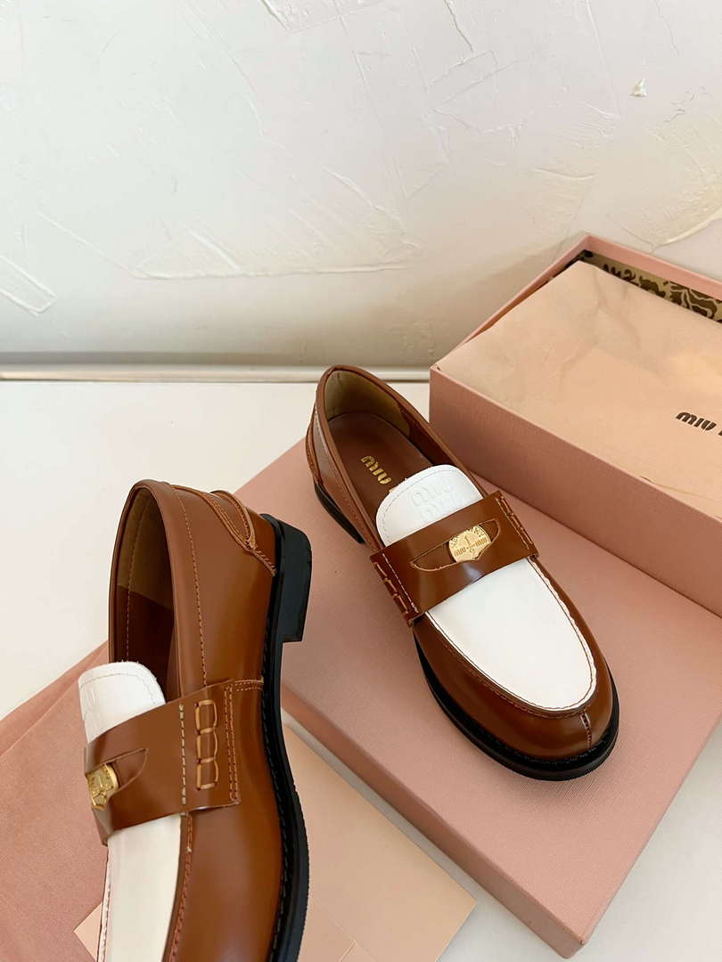 MiuMiu 5D773D Women's Leather loafers Miu8037