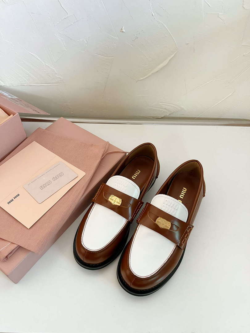 MiuMiu 5D773D Women's Leather loafers Miu8037
