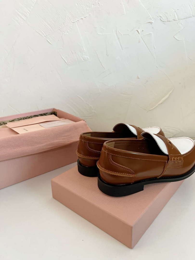 MiuMiu 5D773D Women's Leather loafers Miu8037