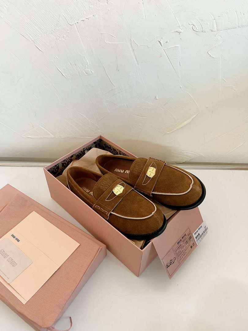 MiuMiu 5D773D Women's Leather loafers Miu8039