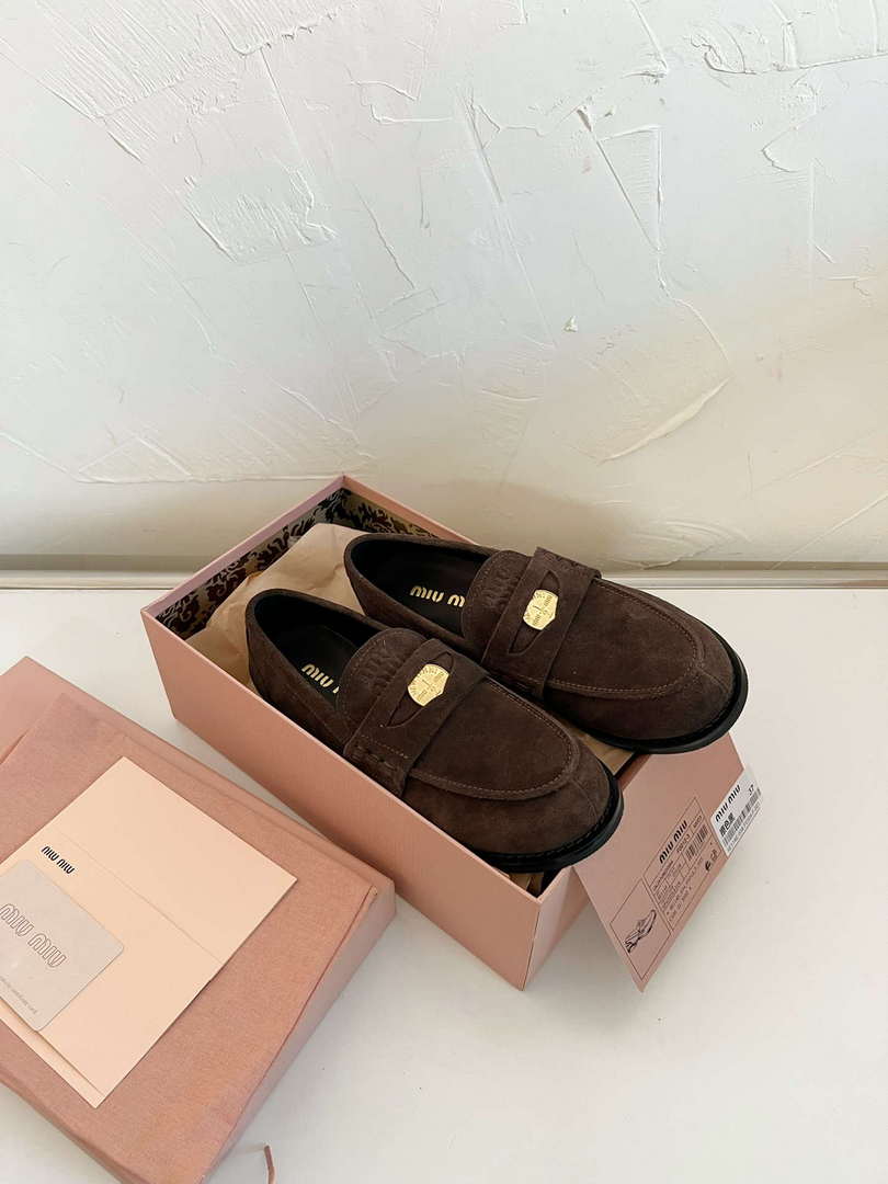 MiuMiu 5D773D Women's Leather loafers Miu8040