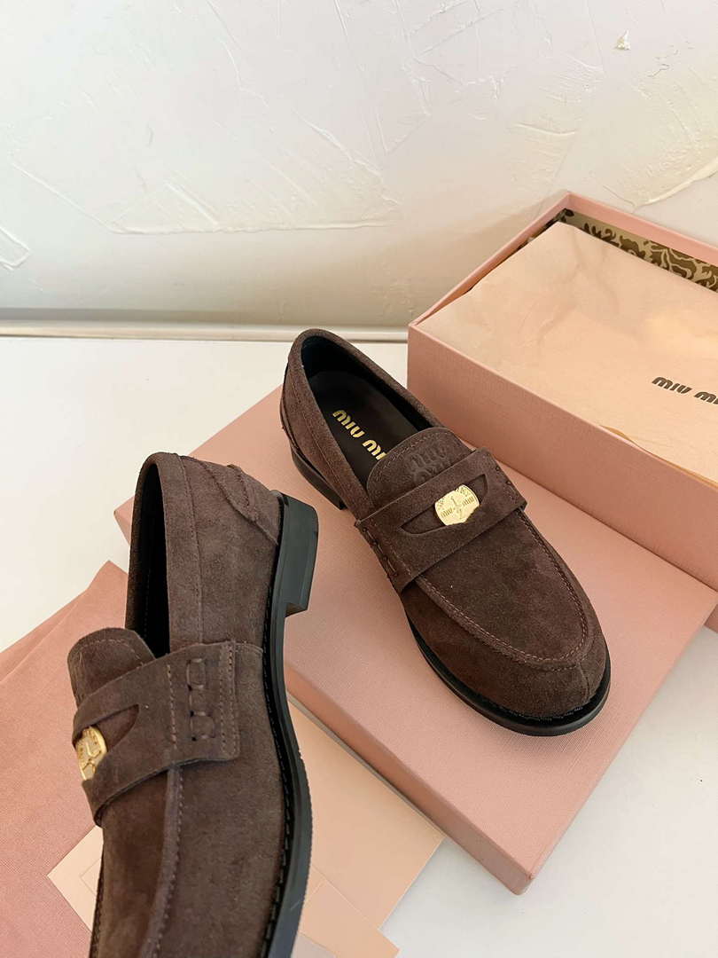MiuMiu 5D773D Women's Leather loafers Miu8040