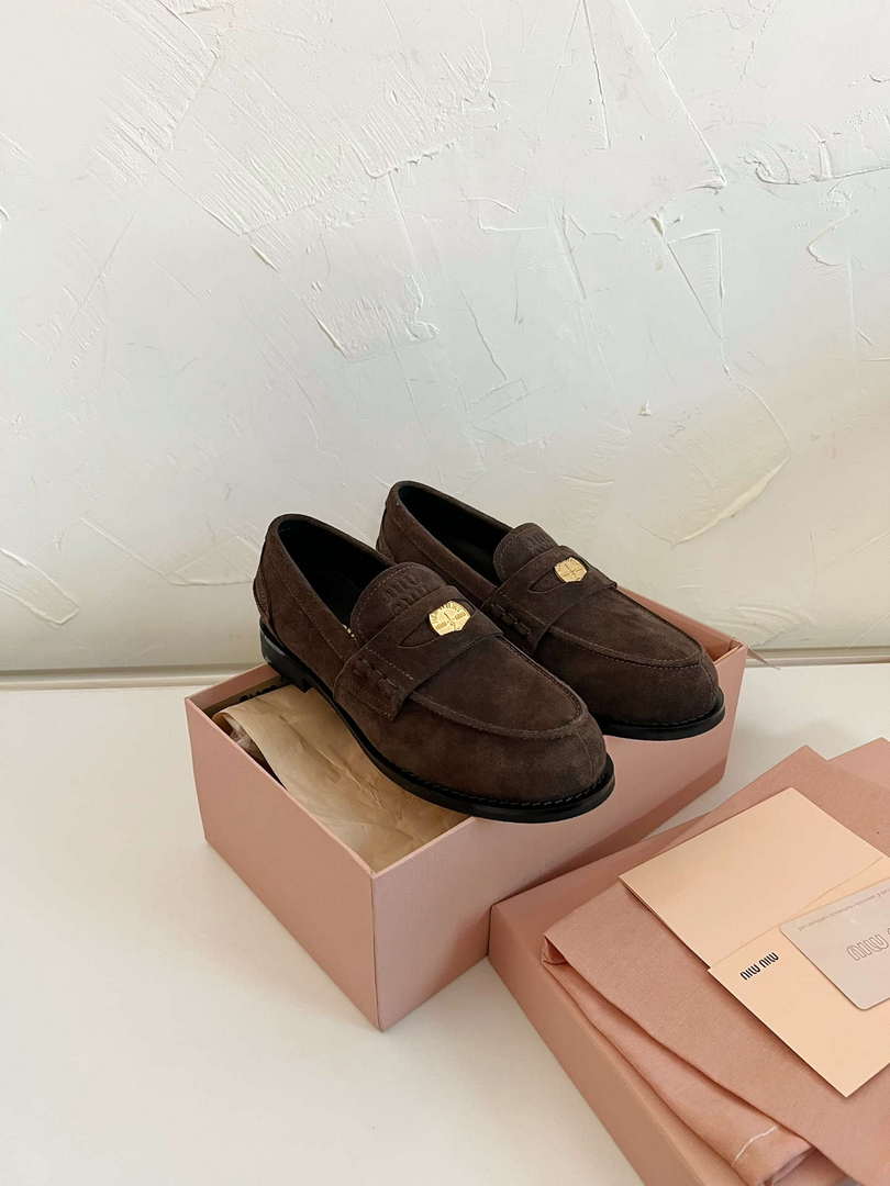 MiuMiu 5D773D Women's Leather loafers Miu8040
