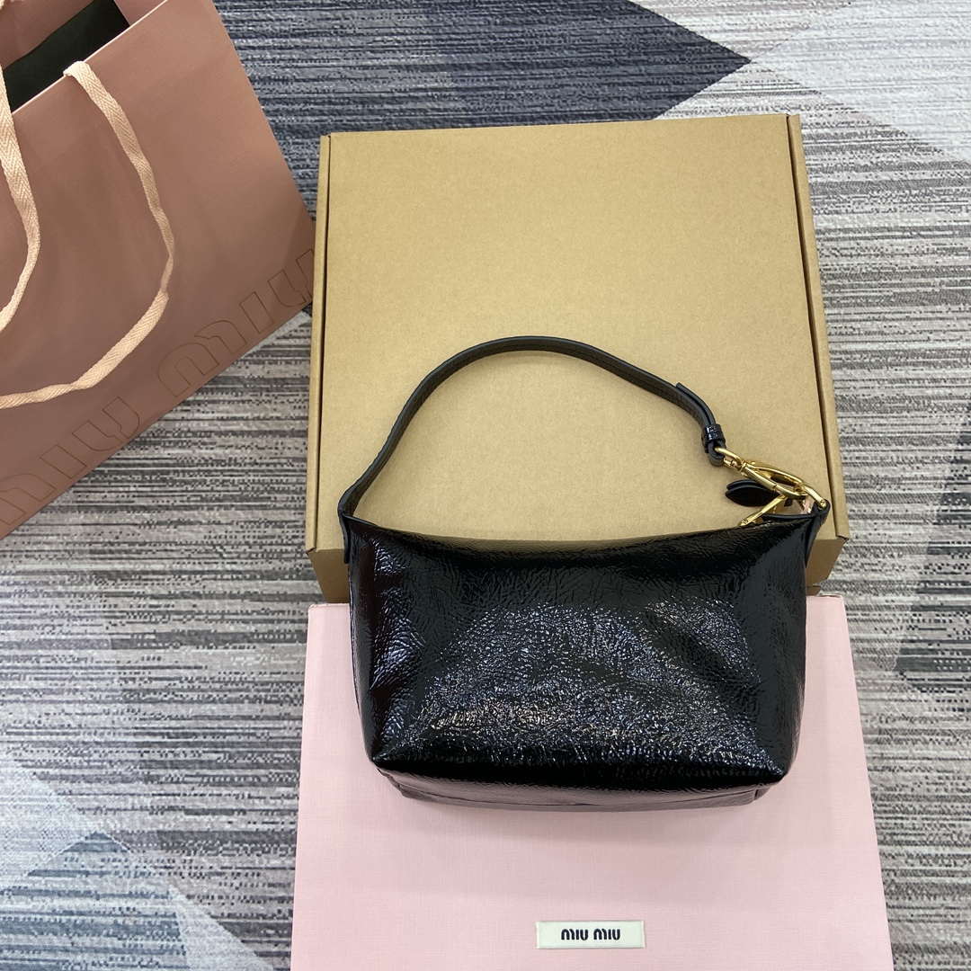 MiuMiu 5NE841 Naplak Patent Leather Pouch Bag Black