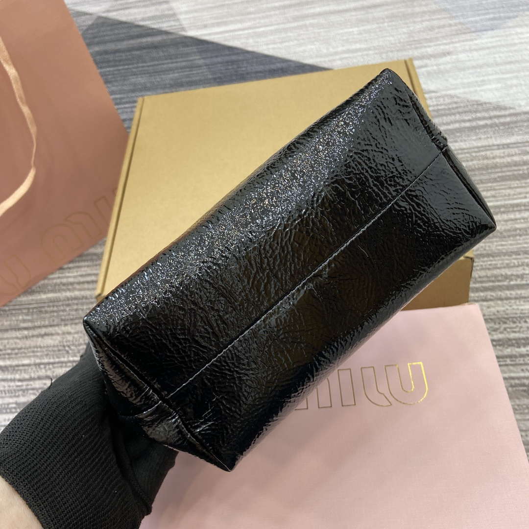 MiuMiu 5NE841 Naplak Patent Leather Pouch Bag Black