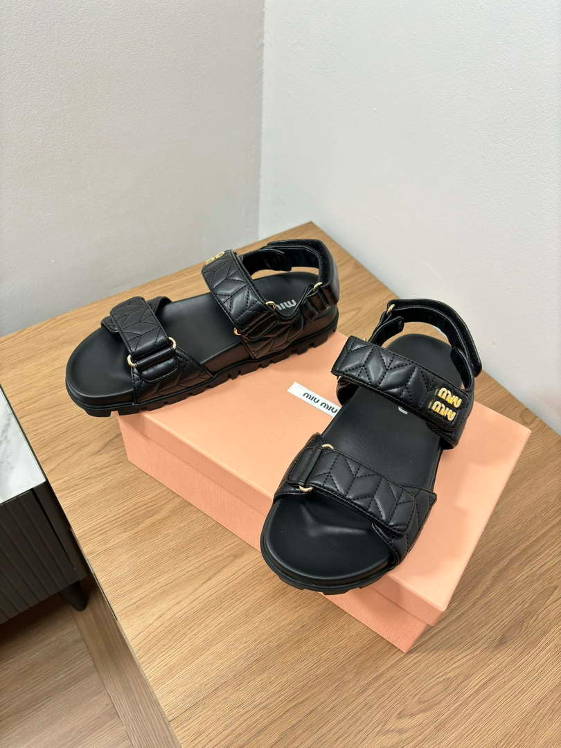 MiuMiu 5X135E Women's Sporty matelass¨¦ nappa leather sandals Miu8001