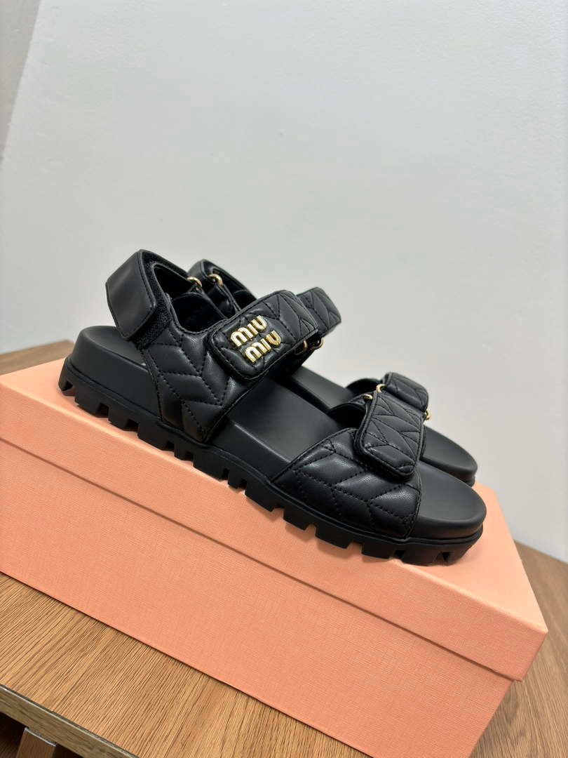 MiuMiu 5X135E Women's Sporty matelass¨¦ nappa leather sandals Miu8001