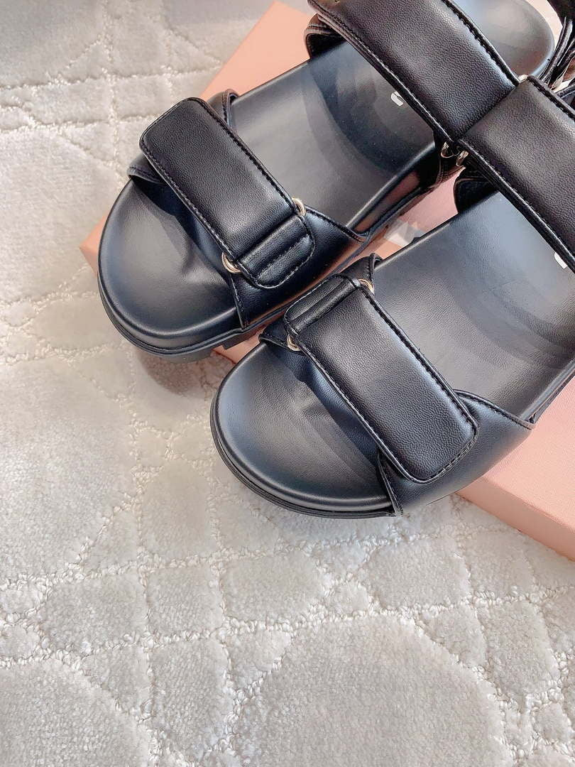 MiuMiu 5X135E Women's Sporty matelass¨¦ nappa leather sandals Miu80012