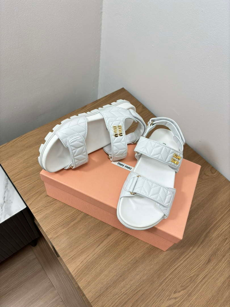 MiuMiu 5X135E Women's Sporty matelass¨¦ nappa leather sandals Miu8002