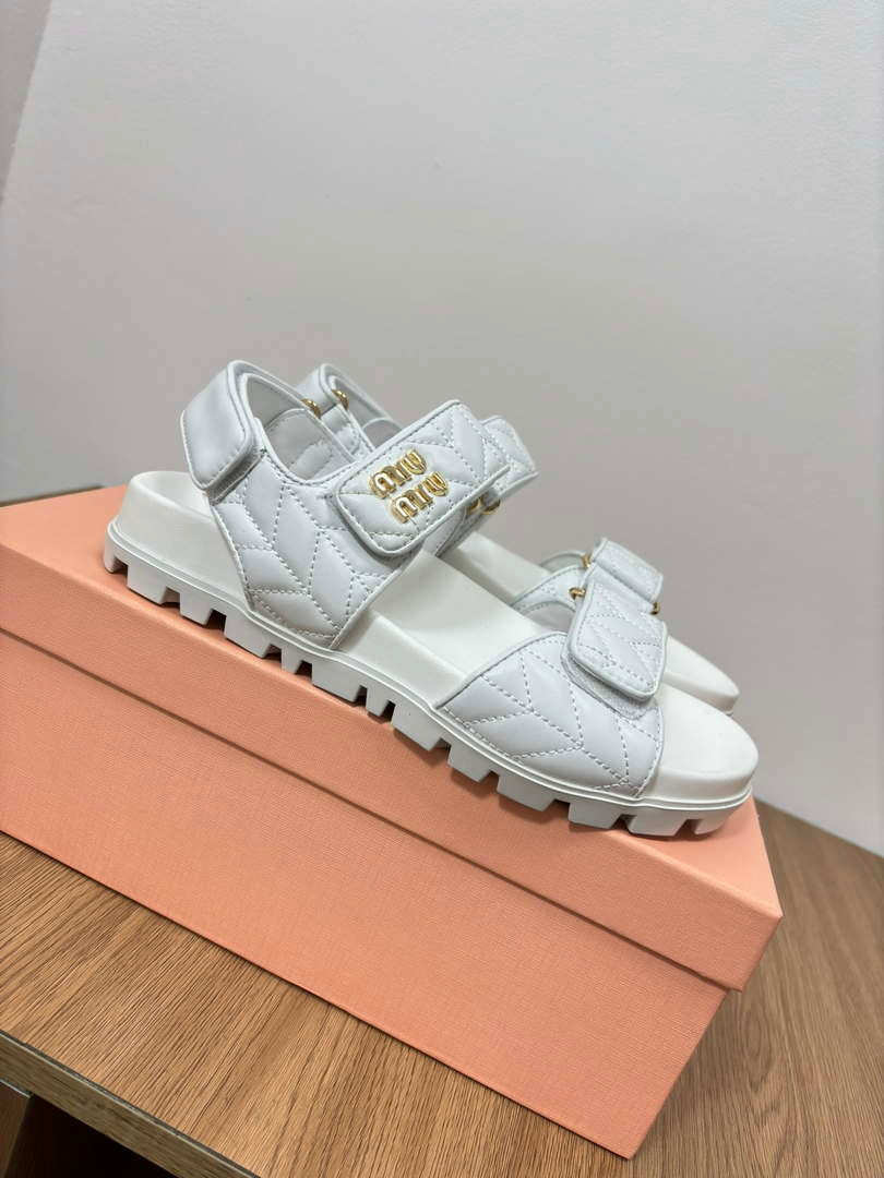MiuMiu 5X135E Women's Sporty matelass¨¦ nappa leather sandals Miu8002