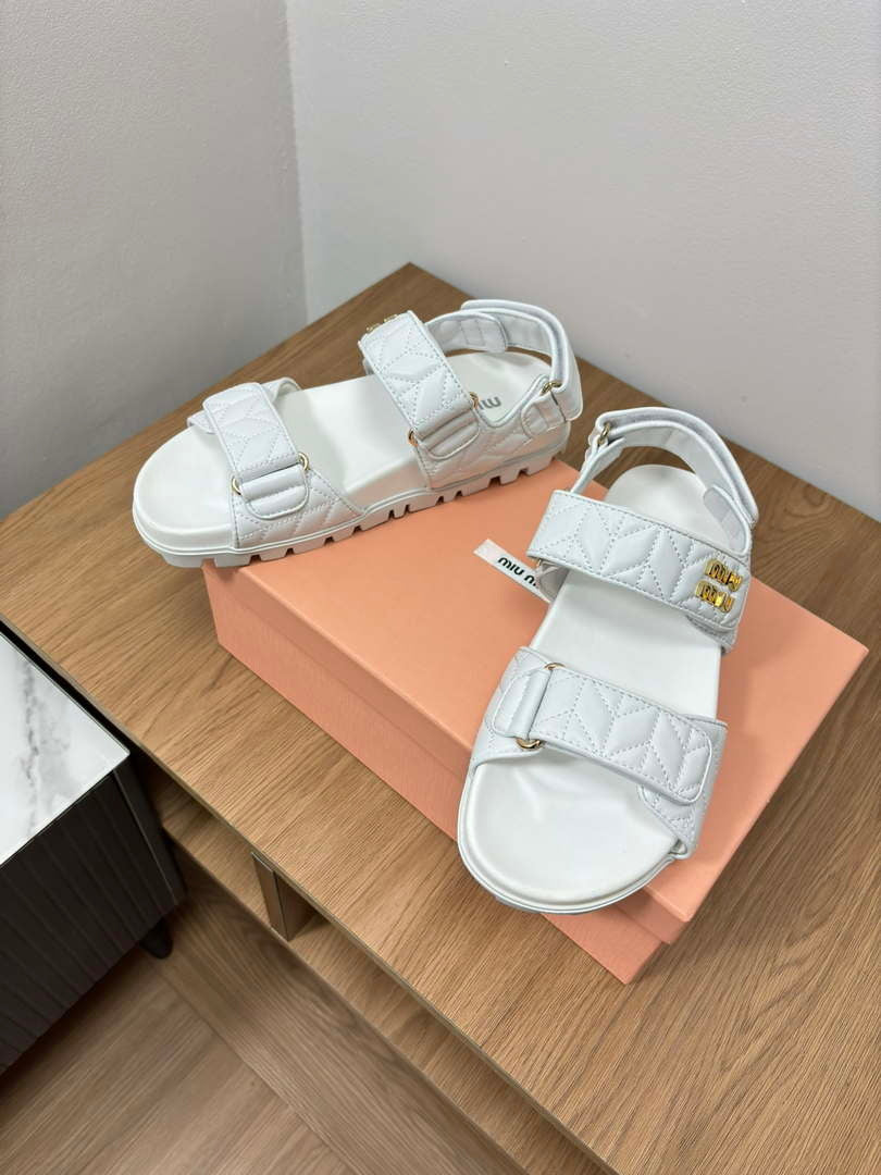 MiuMiu 5X135E Women's Sporty matelass¨¦ nappa leather sandals Miu8002