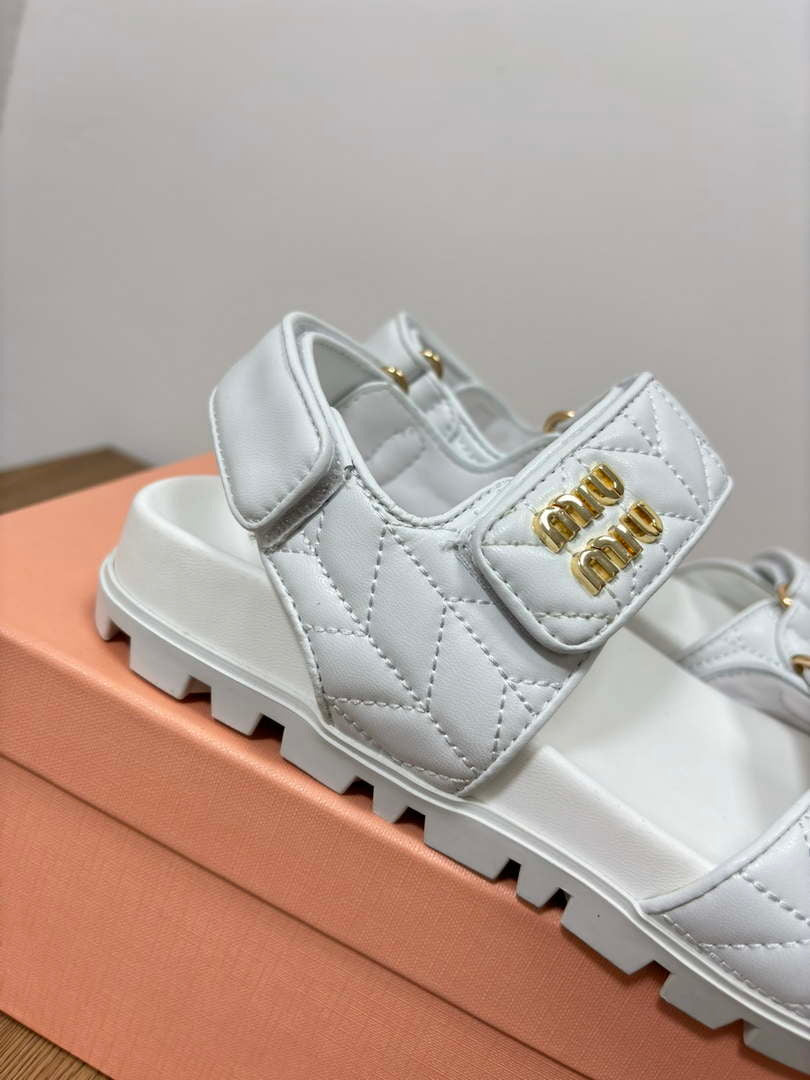 MiuMiu 5X135E Women's Sporty matelass¨¦ nappa leather sandals Miu8002