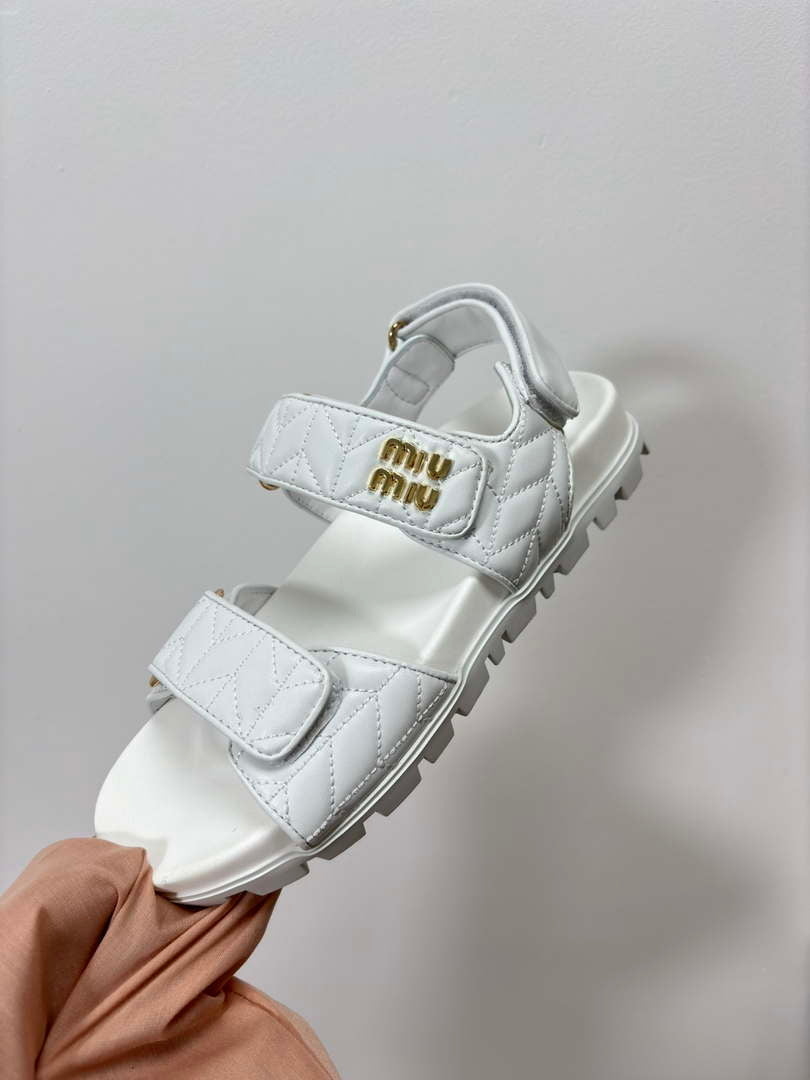 MiuMiu 5X135E Women's Sporty matelass¨¦ nappa leather sandals Miu8002