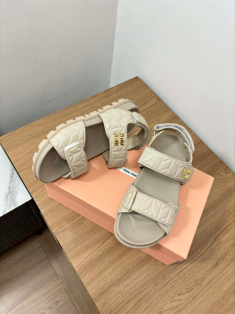 MiuMiu 5X135E Women's Sporty matelass¨¦ nappa leather sandals Miu8003