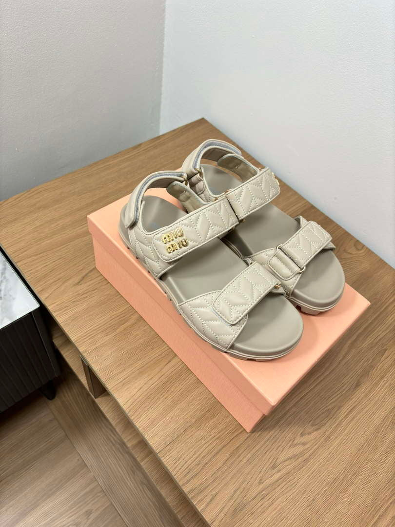 MiuMiu 5X135E Women's Sporty matelass¨¦ nappa leather sandals Miu8003
