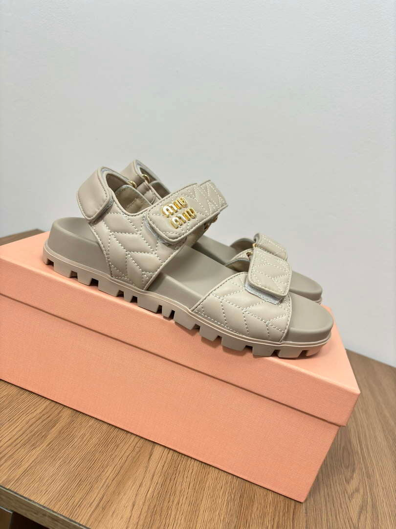 MiuMiu 5X135E Women's Sporty matelass¨¦ nappa leather sandals Miu8003