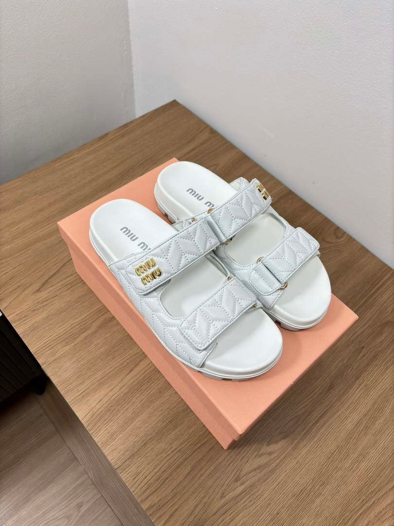 MiuMiu 5X135E Women's Sporty matelass¨¦ nappa leather sandals Miu8007