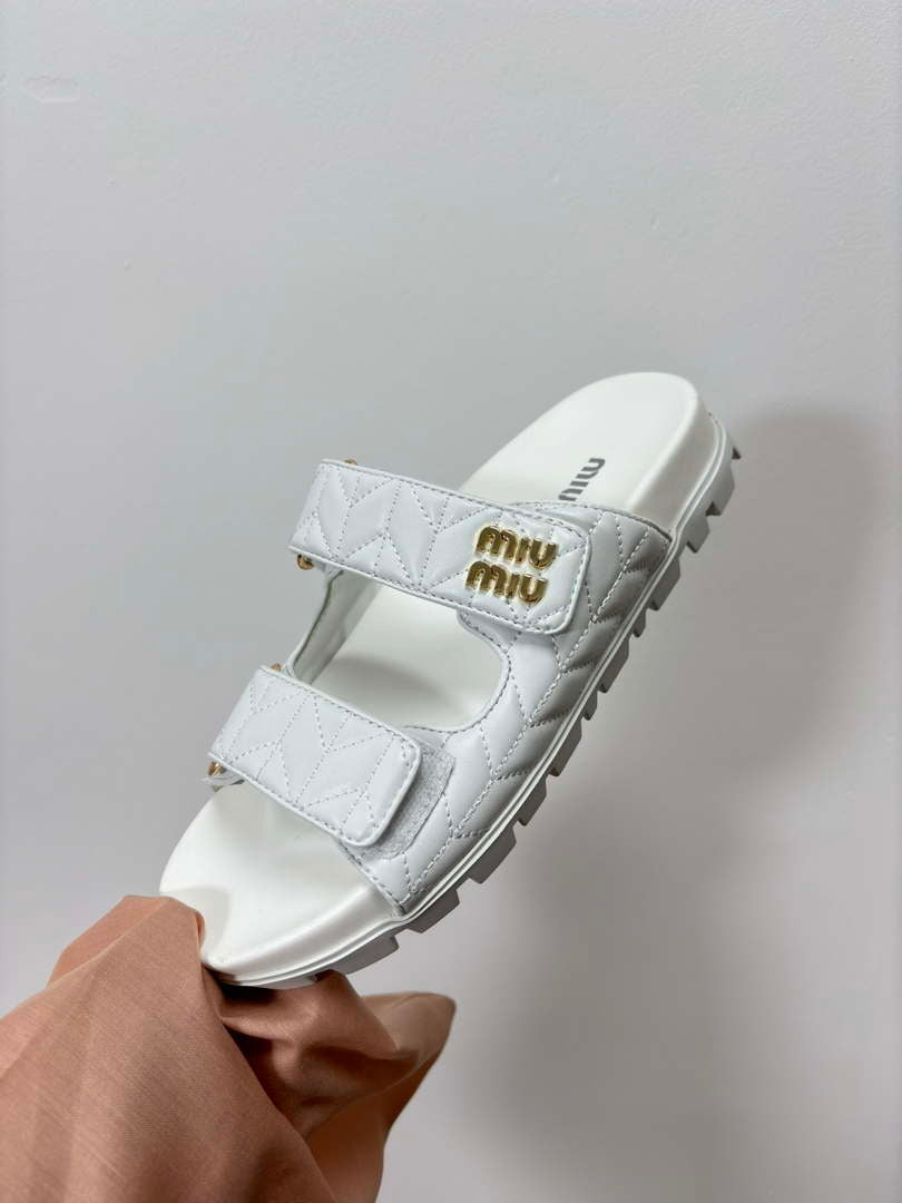MiuMiu 5X135E Women's Sporty matelass¨¦ nappa leather sandals Miu8007