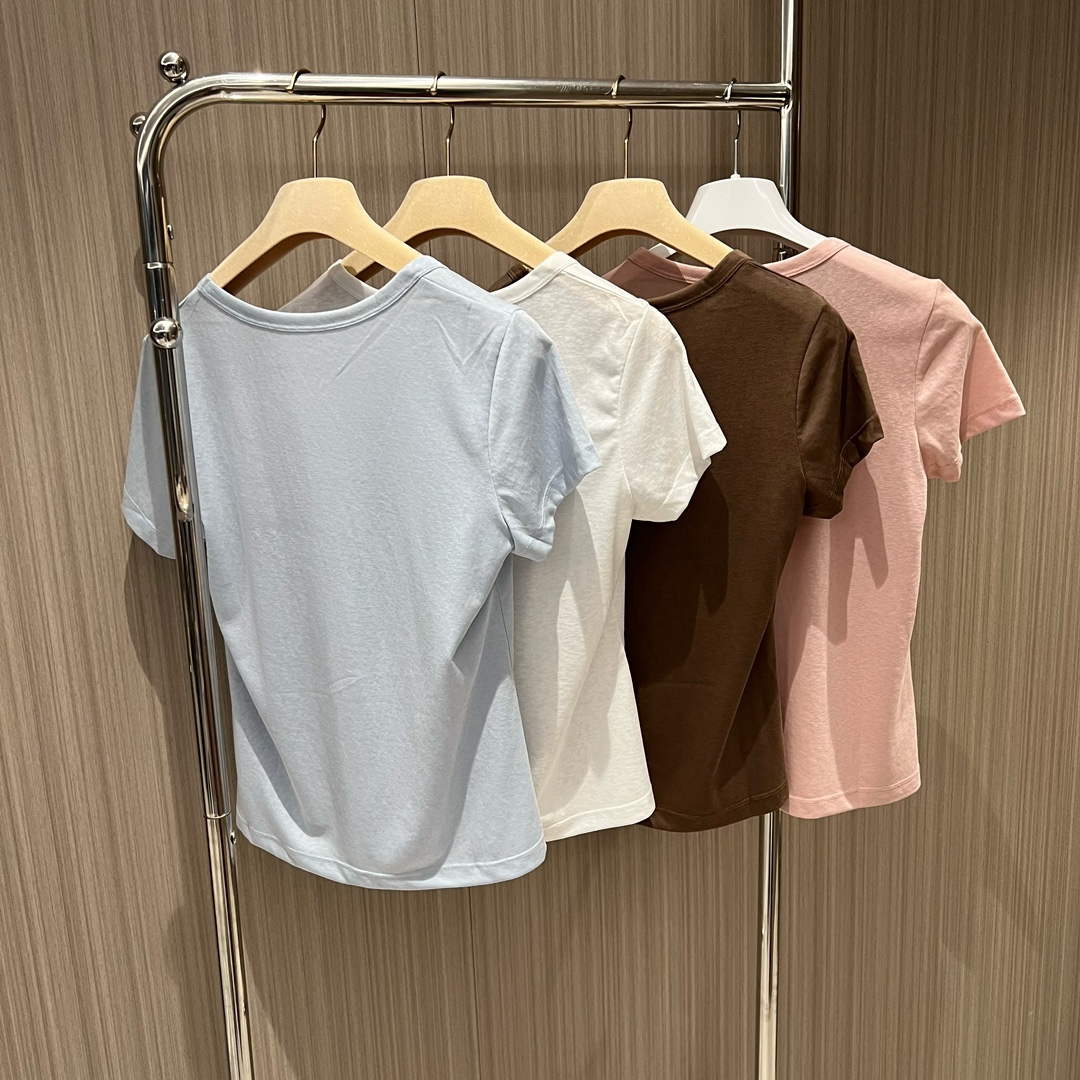 MiuMiu Women's T-shirt Fashion Clothing M99120