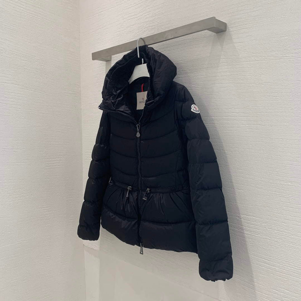 Moncler G20911A Women's Short Down Black 88631